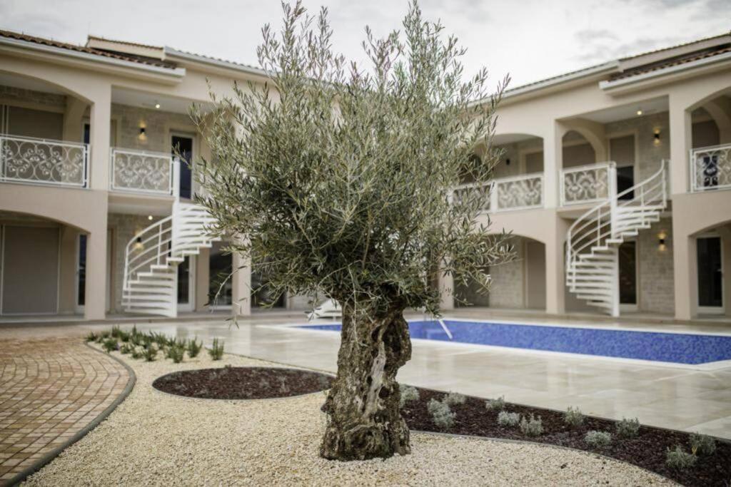 Villa Luka Lopar Bagian luar foto