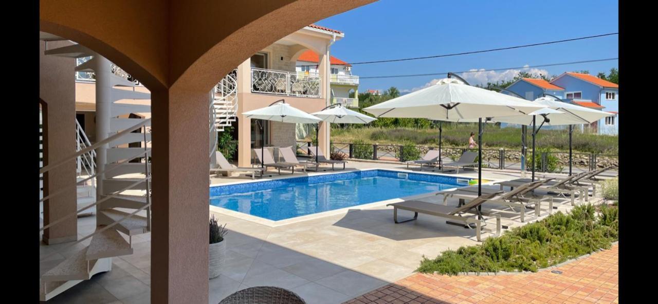 Villa Luka Lopar Bagian luar foto
