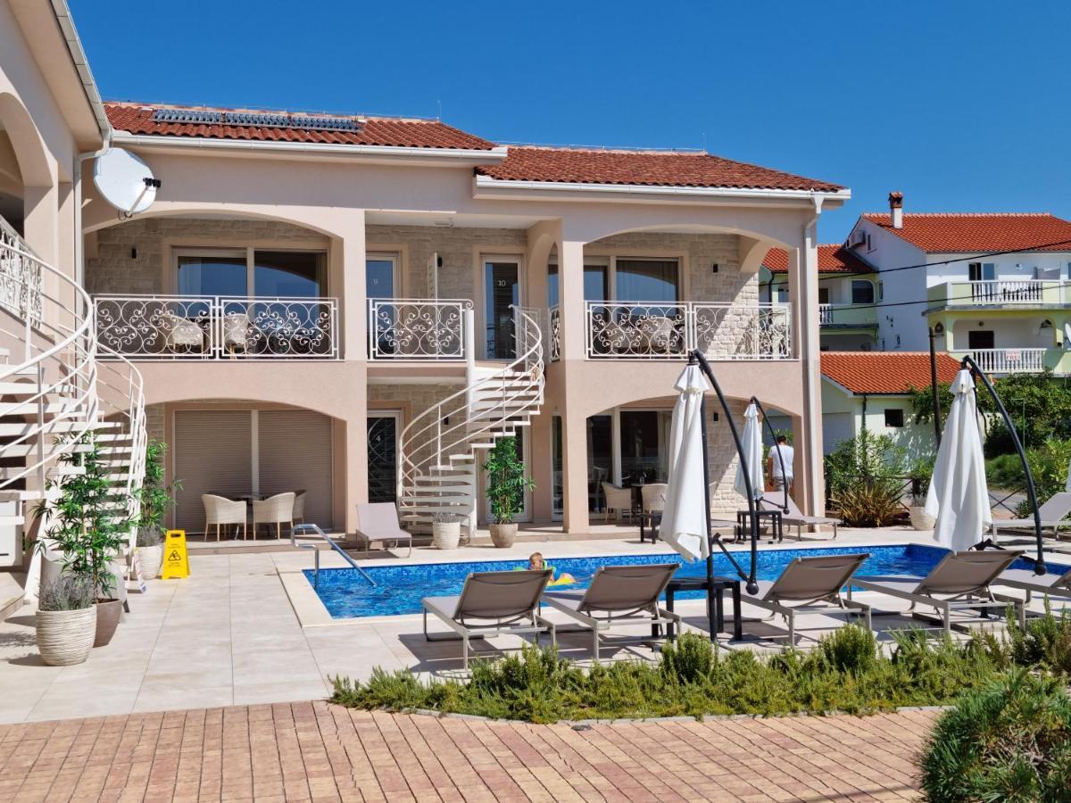 Villa Luka Lopar Bagian luar foto
