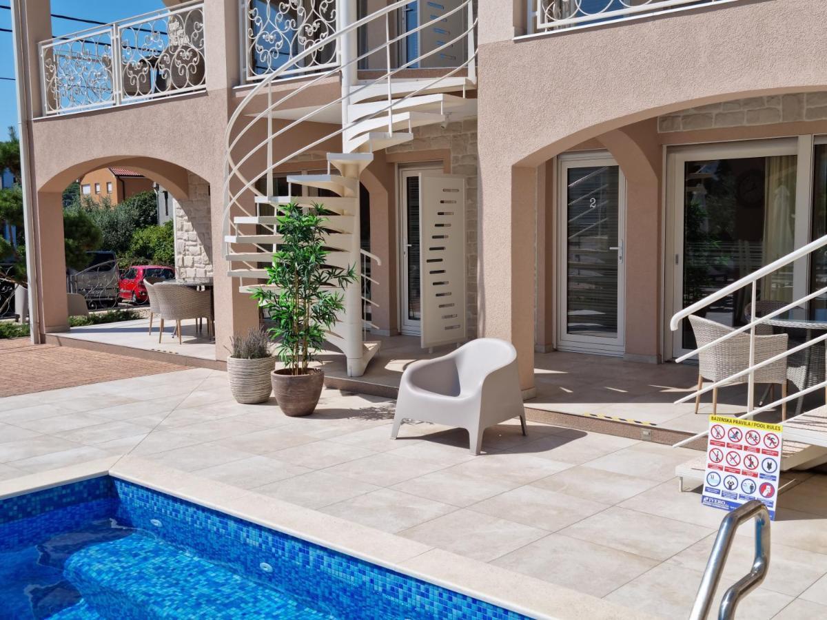 Villa Luka Lopar Bagian luar foto