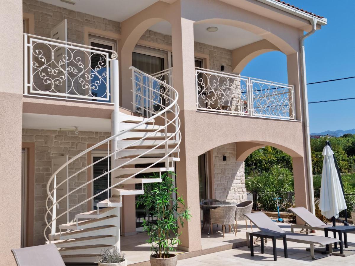 Villa Luka Lopar Bagian luar foto